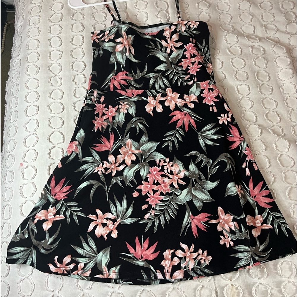 Hollister mini dress floral